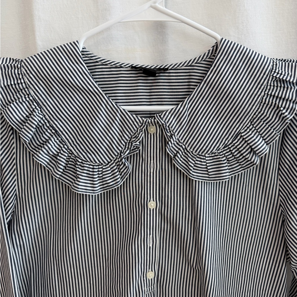J. Crew Oversized Ruffle-Collar Shirt Women's 6 Black & White Striped AW714 - Picture 3 of 5